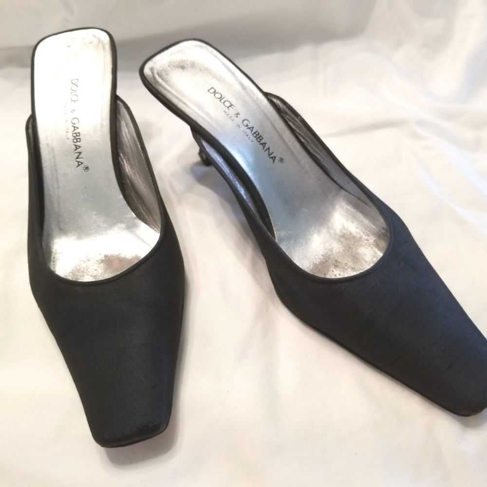 Dolce & Gabbana 38 Slides